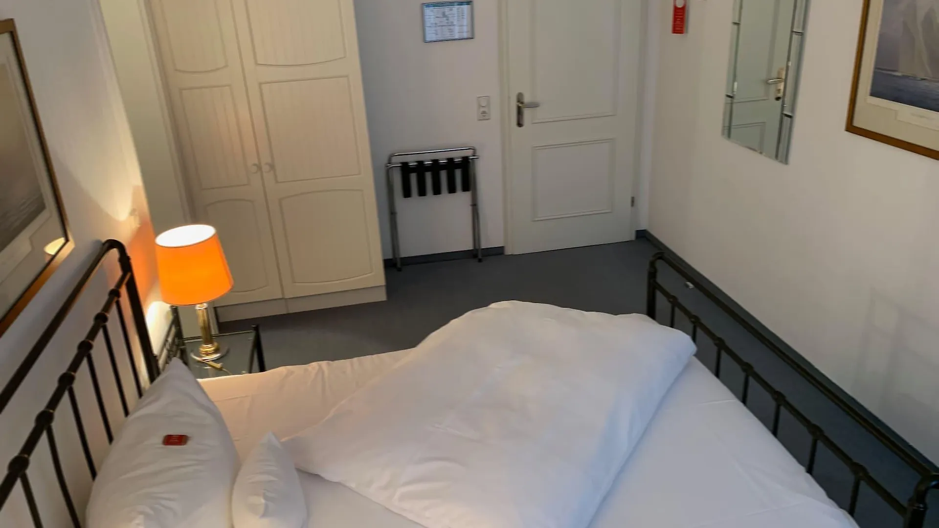 ***  Hotel Windsor Дрезден Германия